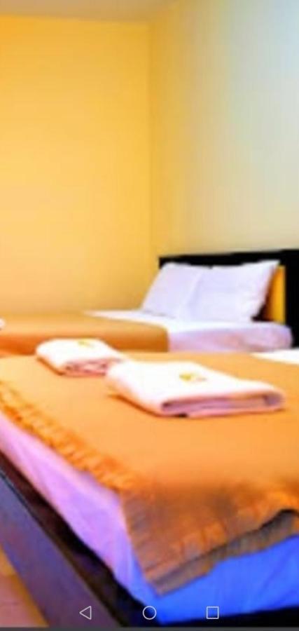 Zahaar Inn Batu Feringgi Exterior foto